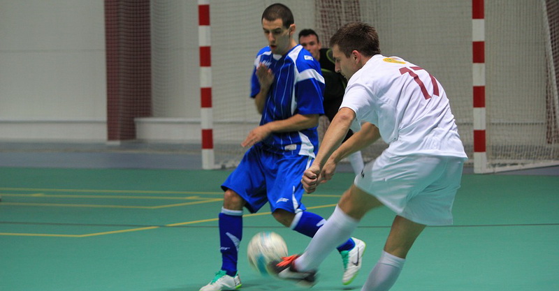 Basic rules of futsal kick in futsal